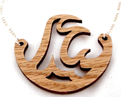 sustainable wooden necklace, design 001